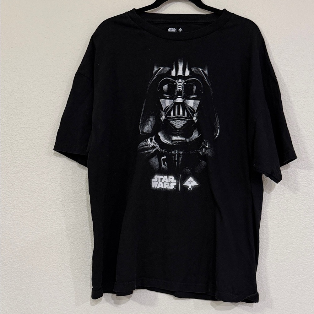Black Star Wars Darth Vader T-Shirt Size XXL EUC